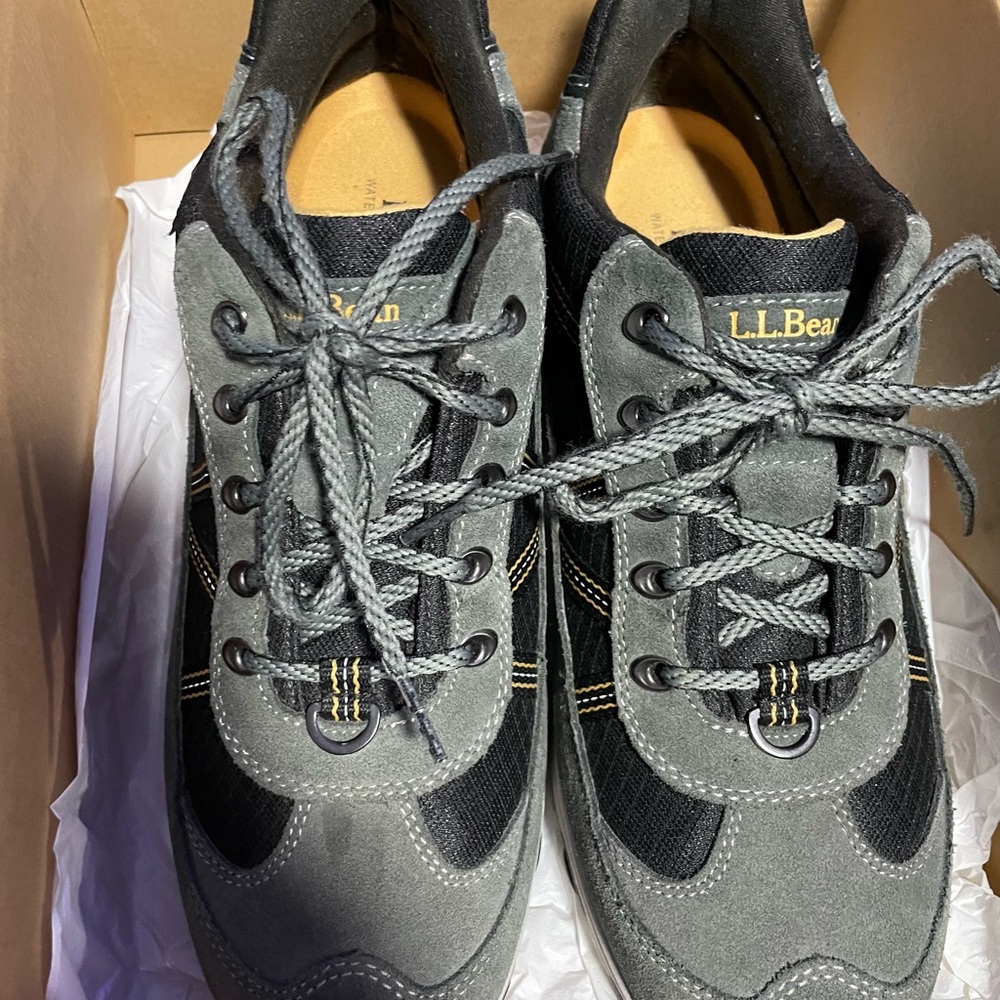 L.L. Bean Men's Gray and Black Sneakers